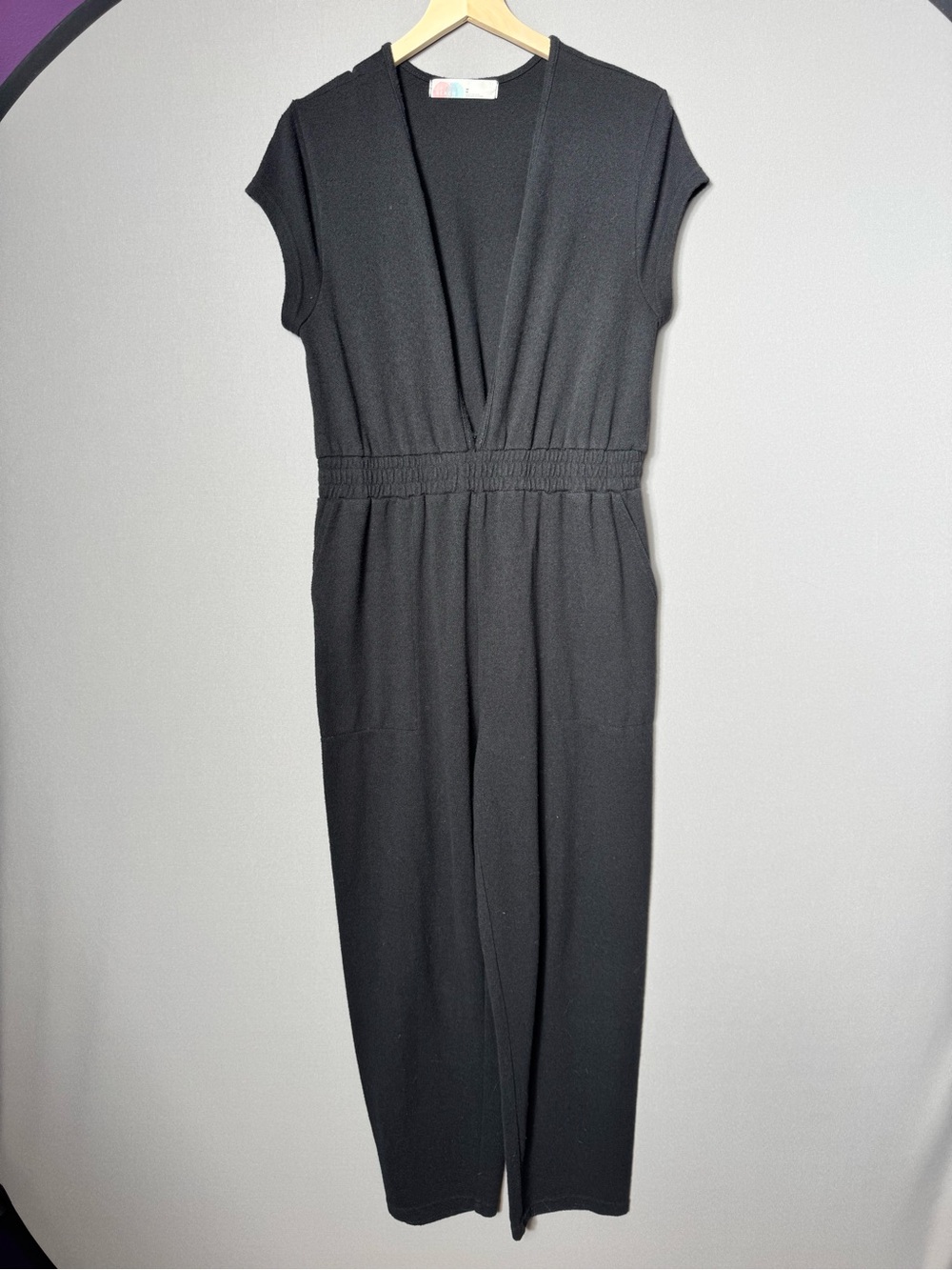 FP Beach Free People Black Deep V Jumpsuit | Lounge Travel Romper M